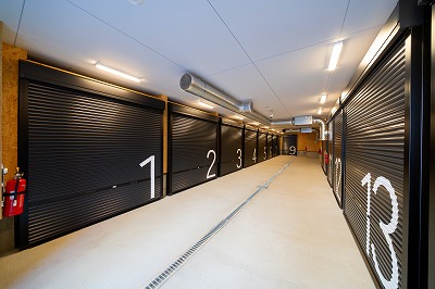【大阪】ライダースガレージ寝屋川明徳の物件拡大画像