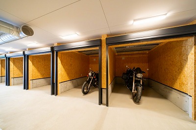 【大阪】ライダースガレージ寝屋川明徳の物件拡大画像