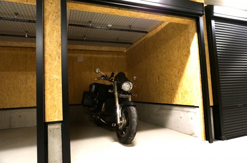 【大阪】ライダースガレージ寝屋川明徳（2枚目）